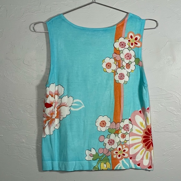 Y2K Floral Design Tank by Ecetera - Picture 2 of 4